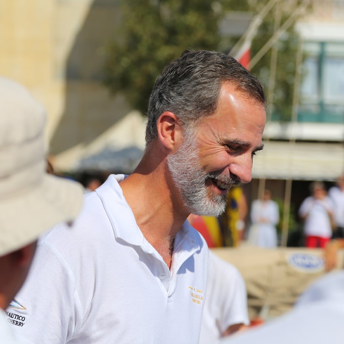 El rey Felipe hace una parada en Menorca antes de incorporarse al trabajo