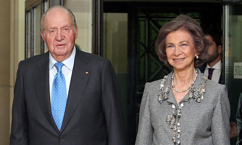 Los reyes Juan Carlos y Sofía asistirán a la fiesta de cumpleaños del príncipe Carlos