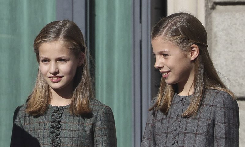 La princesa Leonor y la infanta Sofía tras los pasos de su abuela en la 'guerra' contra el plástico
