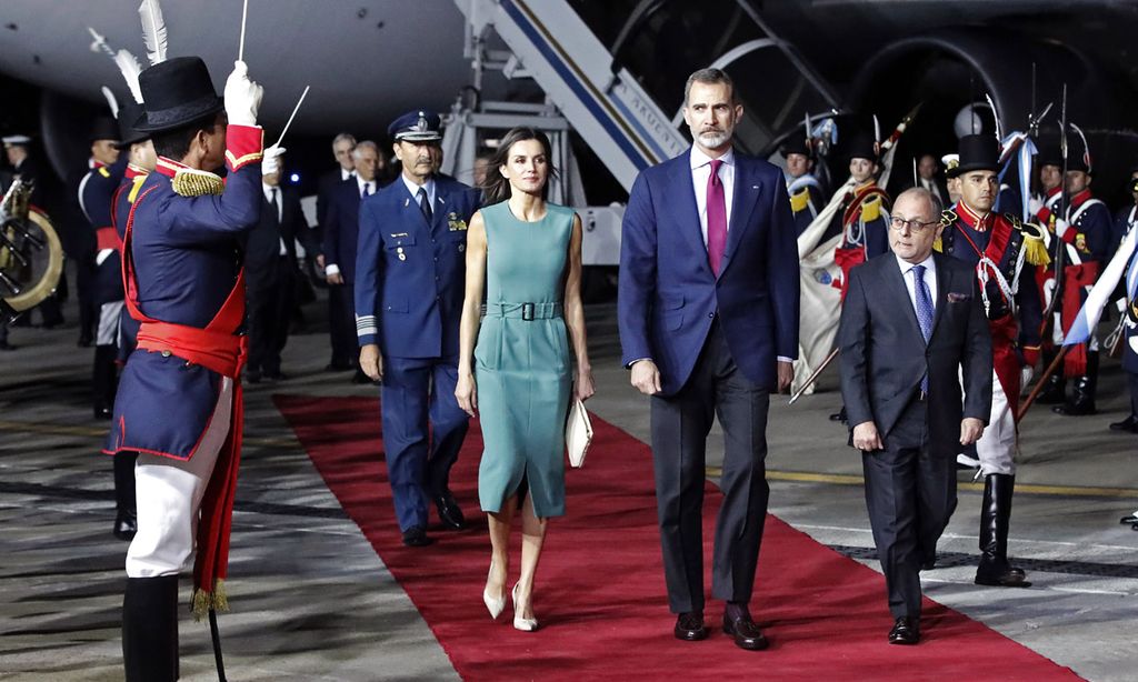 El imprevisto que retrasó la llegada de los Reyes a Argentina