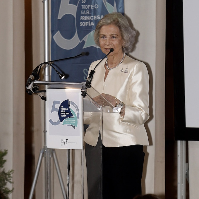 Doña Sofía, la reina de las regatas en el 50 aniversario del Trofeo de Vela 