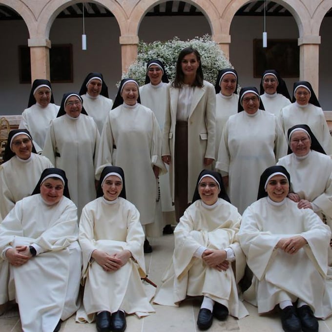 La Reina visita por sorpresa a las monjas dominicas de Lerma