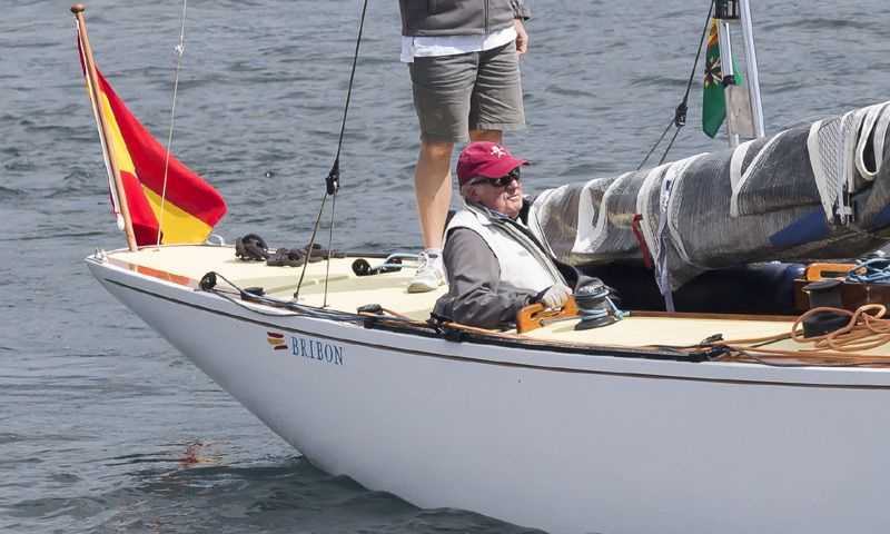 ¡Viento en popa y a toda vela! Así disfruta don Juan Carlos de su retirada de la vida pública