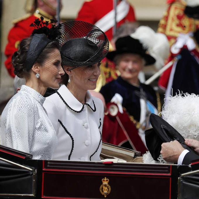 La gran sintonía entre los Reyes y los duques de Cambridge en el desfile de la Orden de la Jarretera