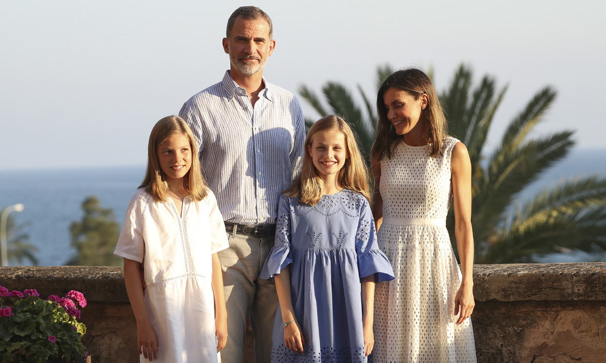 Los Reyes y sus hijas comienzan sus vacaciones en Mallorca