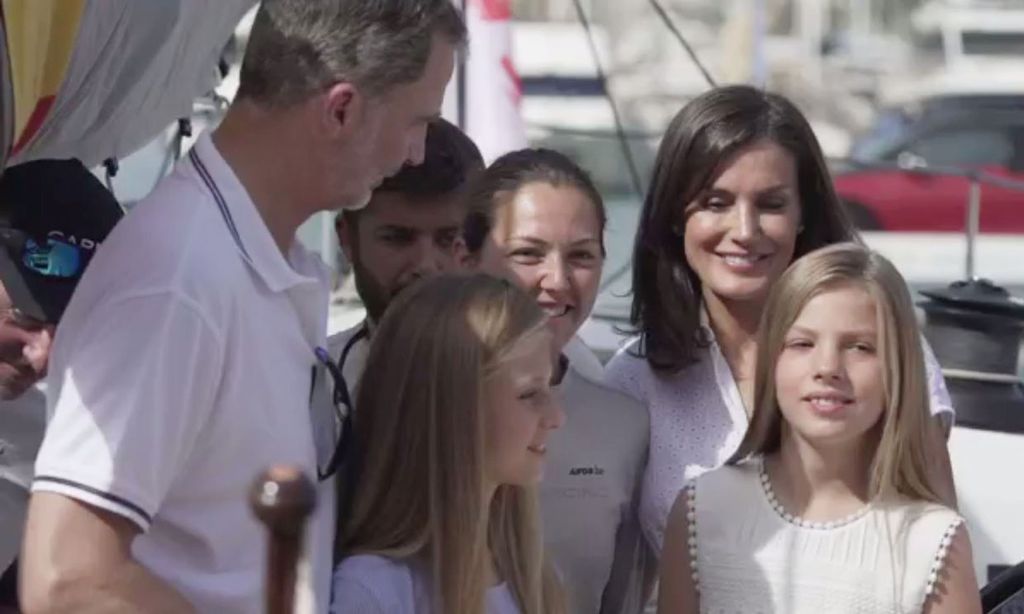 El significativo gesto de la reina Letizia con la única regatista a bordo del ‘Aifos 500'