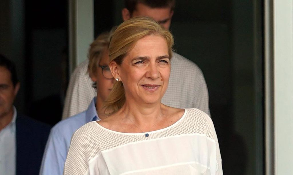 ¿Dónde estaba la infanta Cristina el fin de semana que operaron a su padre?