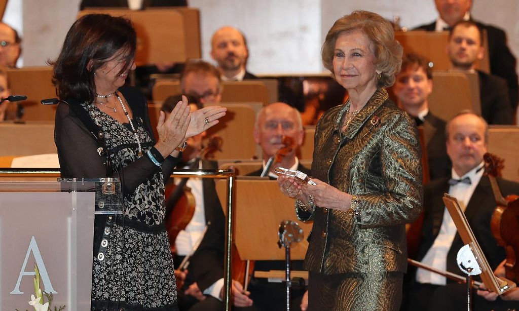 Doña Sofía, una reina 'extraordinaria' premiada por su 'sensibilidad'