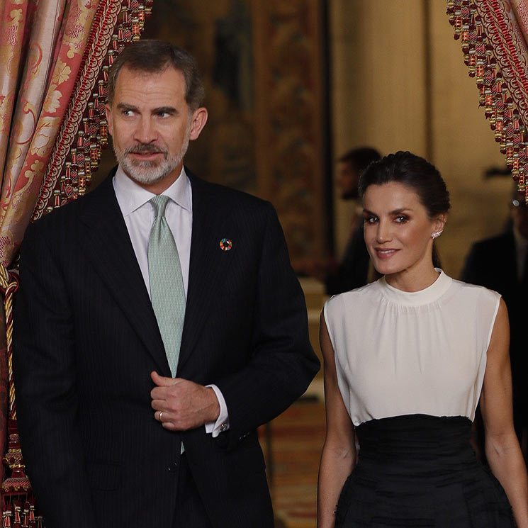 Un príncipe y un duque en la recepción de los Reyes a los asistentes a la Cumbre del Cambio Climático
