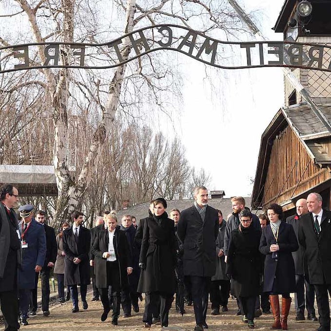 Los Reyes recorren Auschwitz con motivo del 75º aniversario de su liberación