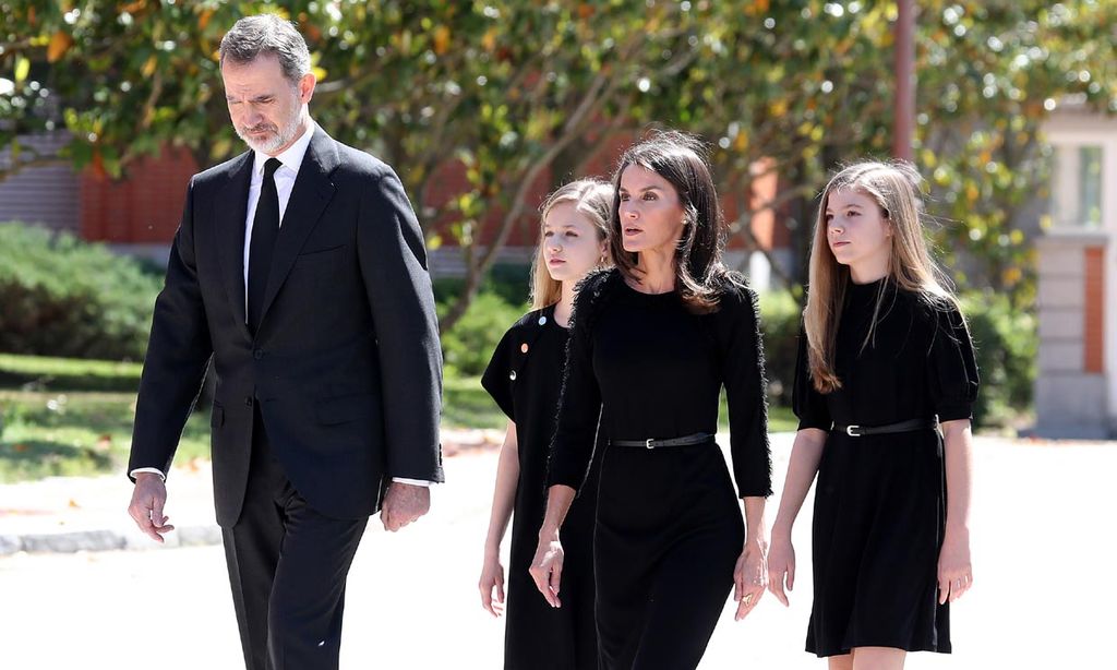 Rey Felipe, reina Letizia, princesa Leonor e infanta Sofía