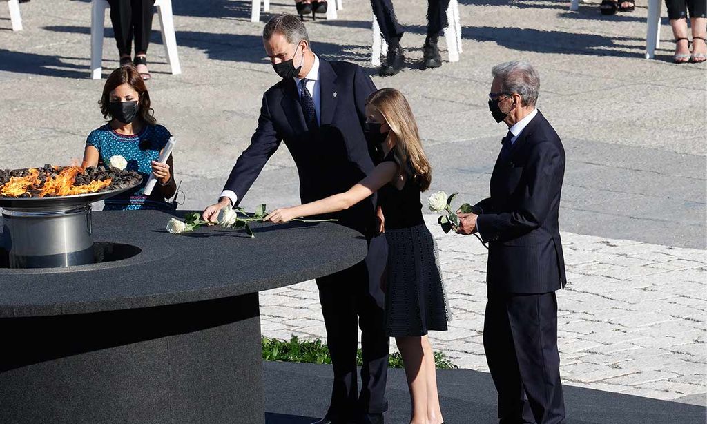 La complicidad del rey Felipe y la princesa Leonor durante el solemne acto oficial