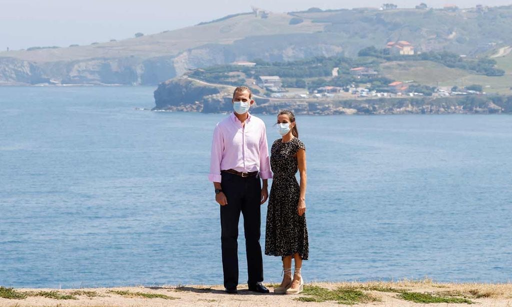 ¡Llegó el turno de Asturias! Doña Letizia, junto al Rey, visita su tierra en el fin de su gira por España