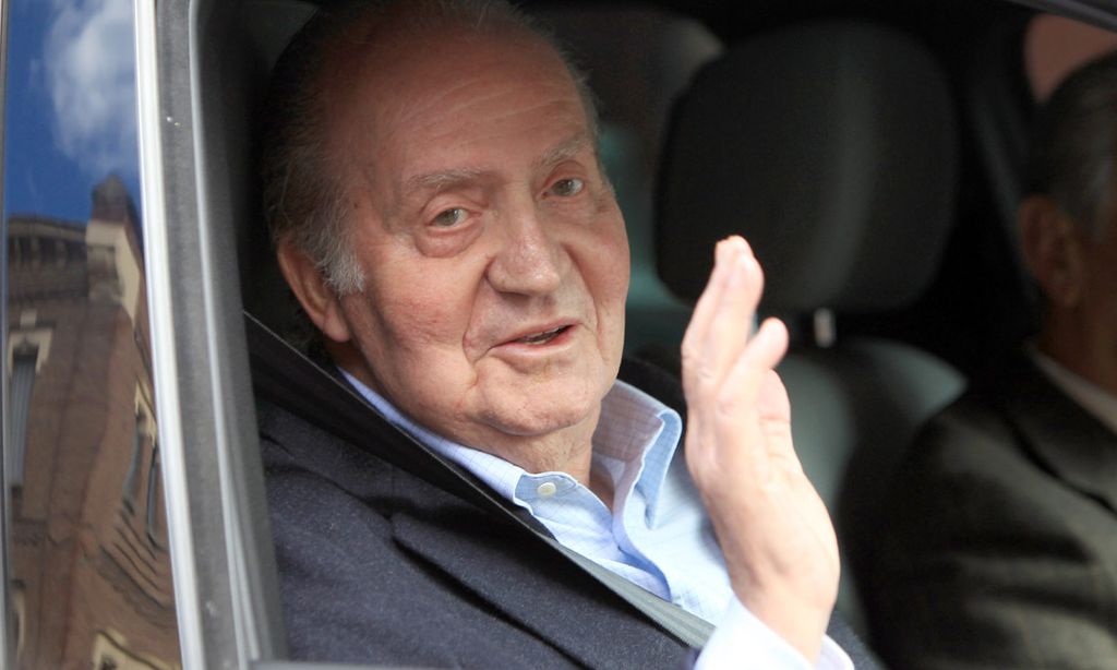 Don Juan Carlos ya se encuentra fuera de España