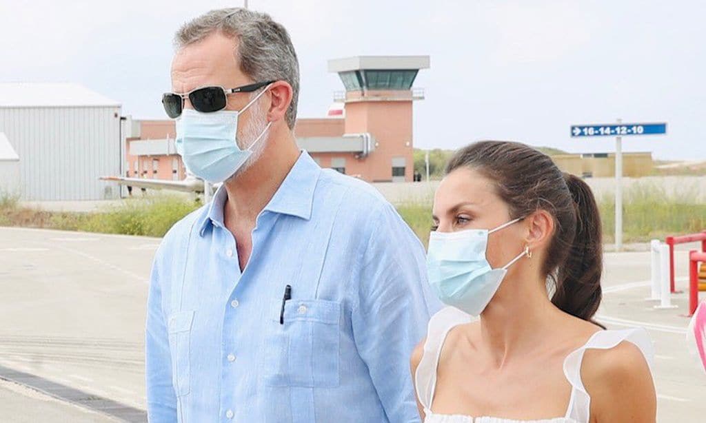 Queso, cultura prehistórica y un cálido gesto, el viaje de don Felipe y doña Letizia a Menorca