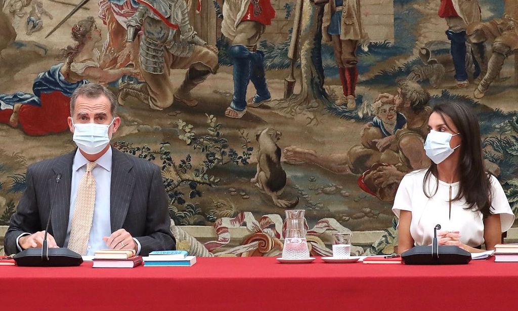 Escritores, cineastas... los reyes Felipe y Letizia, fieles a su cita con el Instituto Cervantes