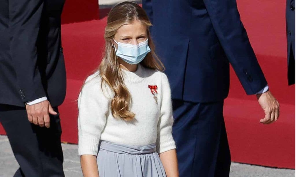 AGENDA DE SM. REYES FELIPE y LETIZIA:(Continúa Aquí) - Página 77 Leonor-gtres-t