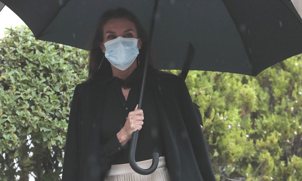 La reina Letizia y la moda, más unidas que nunca en una entrega de premios