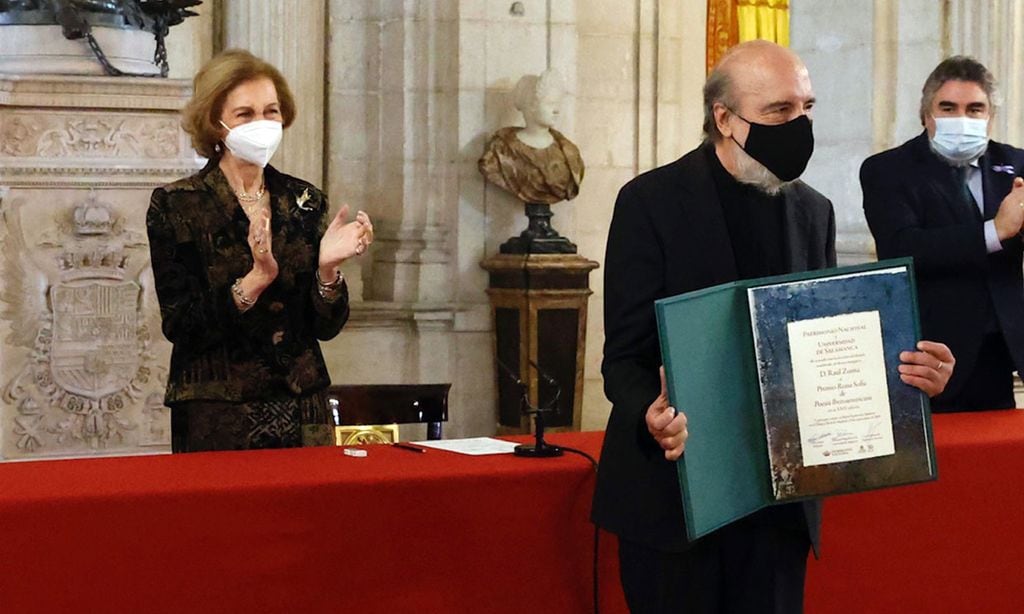 Doña Sofía comparte la agenda oficial con la reina Letizia mientras el Rey sigue en cuarentena