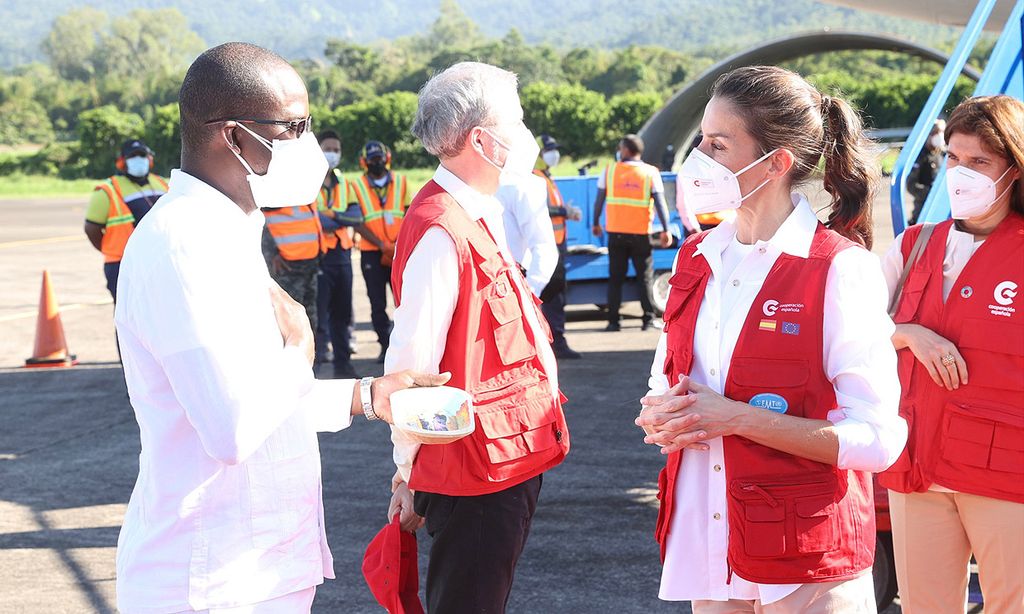 Doña Letizia aterriza en Honduras para su viaje humanitario de dos días