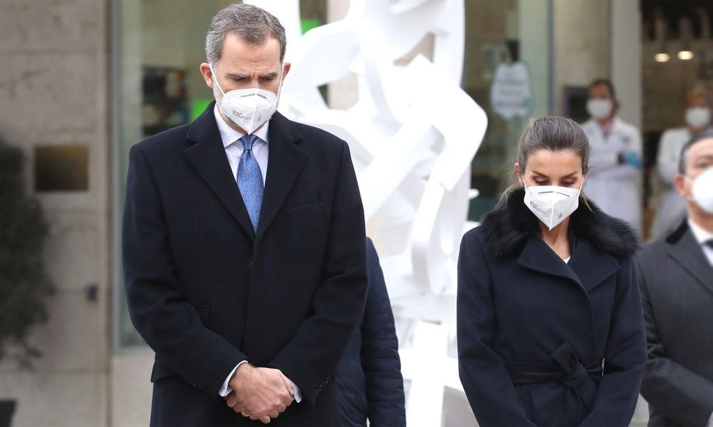 Los Reyes homenajean a los sanitarios fallecidos durante la pandemia