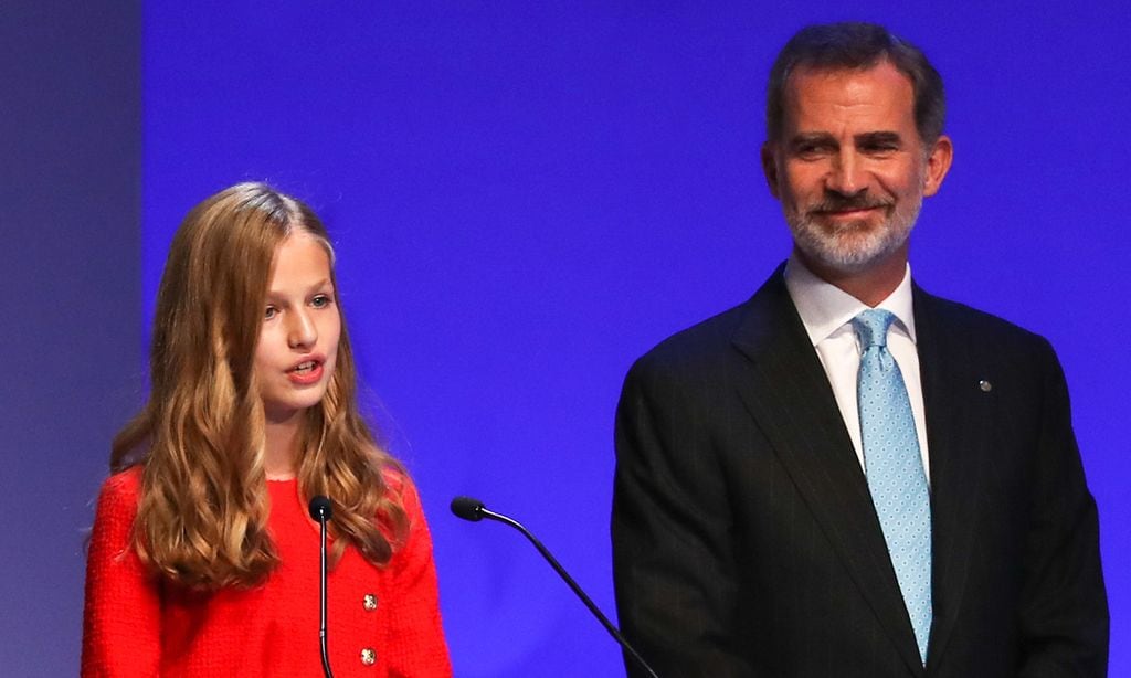 Don Felipe con la princesa Leonor