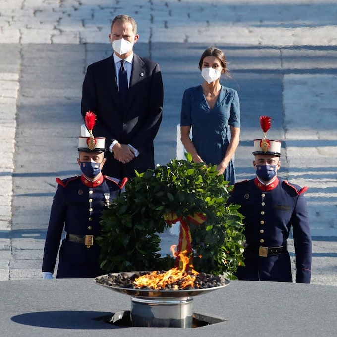 Los reyes Felipe y Letizia recuerdan a los sanitarios fallecidos y víctimas de la pandemia en un homenaje de Estado