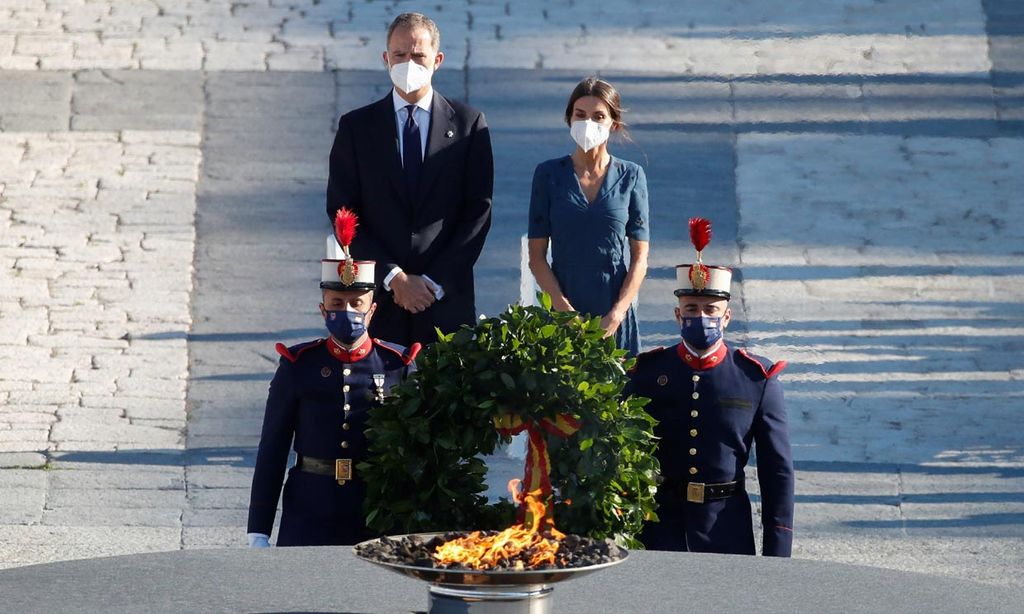 Los reyes Felipe y Letizia recuerdan a los sanitarios fallecidos y víctimas de la pandemia en un homenaje de Estado