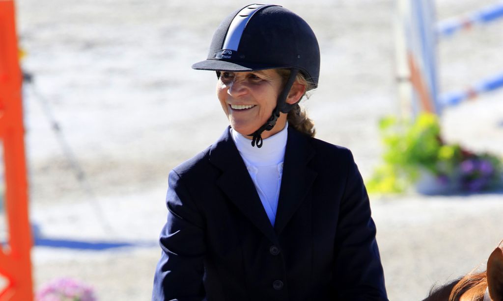 La sonrisa de la infanta Elena al volver a disfrutar de una de sus grandes pasiones