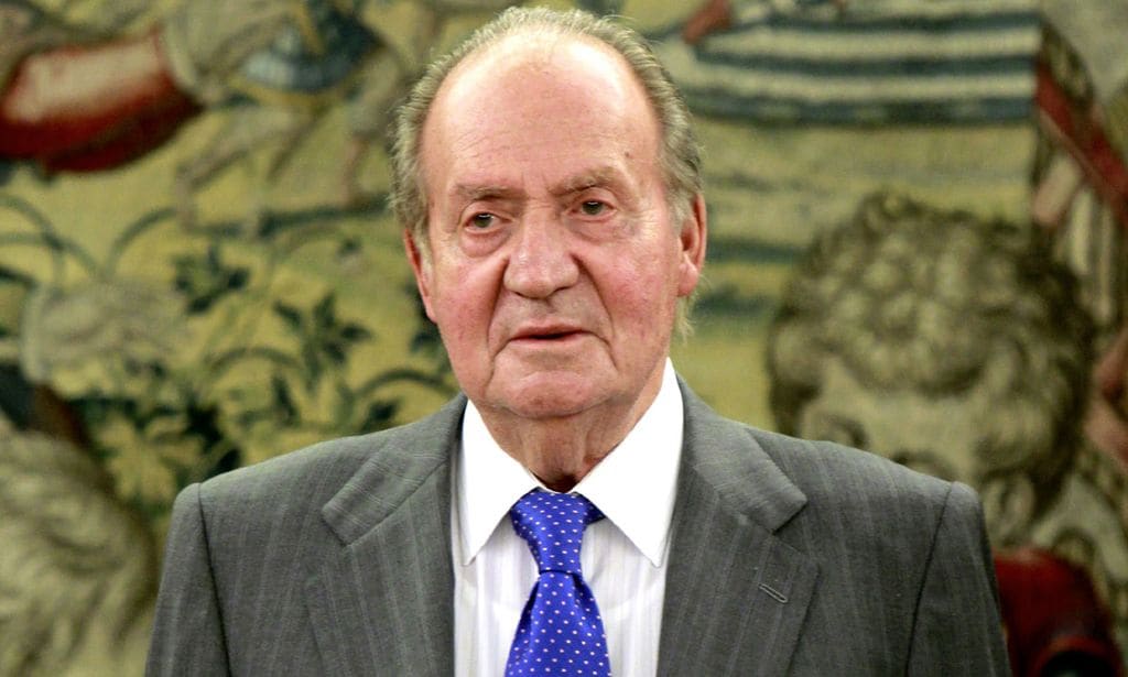 El rey Juan Carlos se encuentra bien tras el positivo de Rafa Nadal, pero se hará una PCR
