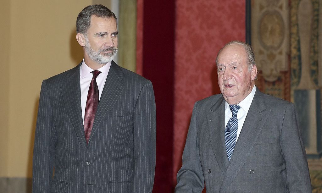 Rey Juan Carlos se reunirá el lunes con el rey Felipe, doña Sofía y otros miembros de su familia en Zarzuela