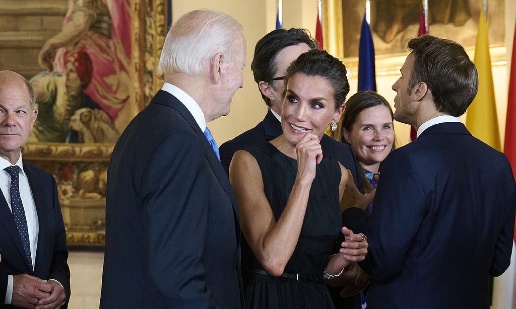 Las imágenes más distendidas del encuentro de los Reyes con Joe Biden y el resto de invitados