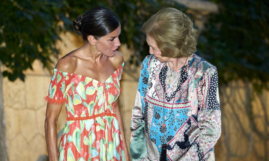 Las risas y confidencias de la reina Letizia y doña Sofía en Marivent