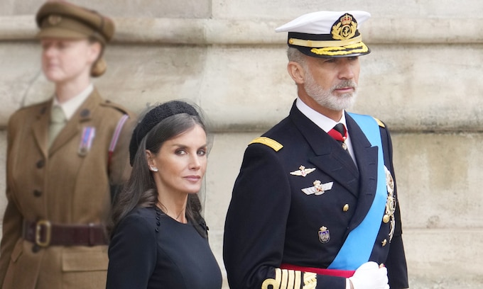 El rey Juan Carlos y la reina Sofia en el funeral de Isabel II