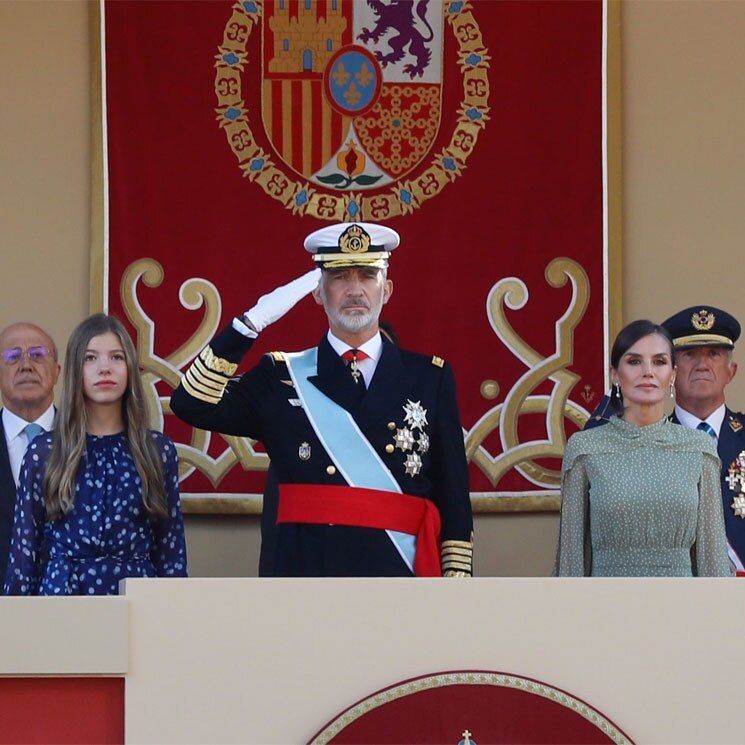 Los Reyes han presidido el desfile de la Fiesta Nacional, acompañados por la infanta Sofía