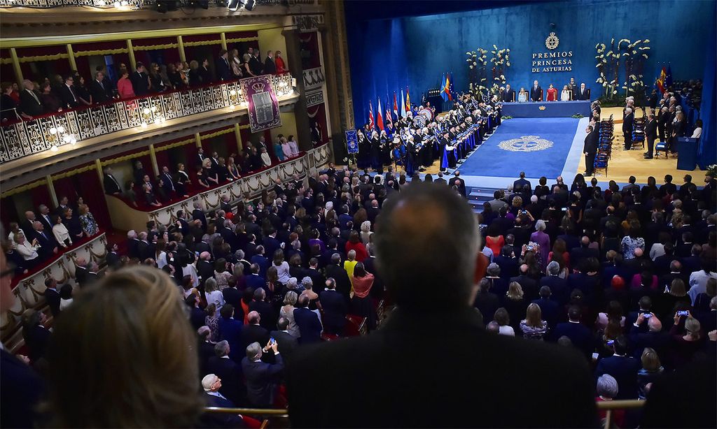 La presentación de un amor, un baile con historia y miradas que lo dicen todo: 15 momentazos de los Princesa de Asturias