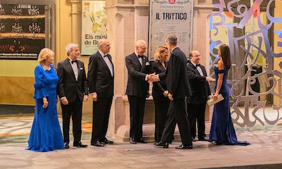La gran noche de los Reyes en el Gran Teatro del Liceo de Barcelona: cuatro premiados, un recital y guiño a doña Sofía