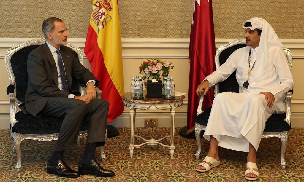 El emir de Catar con el rey Felipe