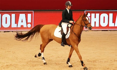 La infanta Elena tira de humor al hablar de su aparatosa caída en la Madrid Horse Week
