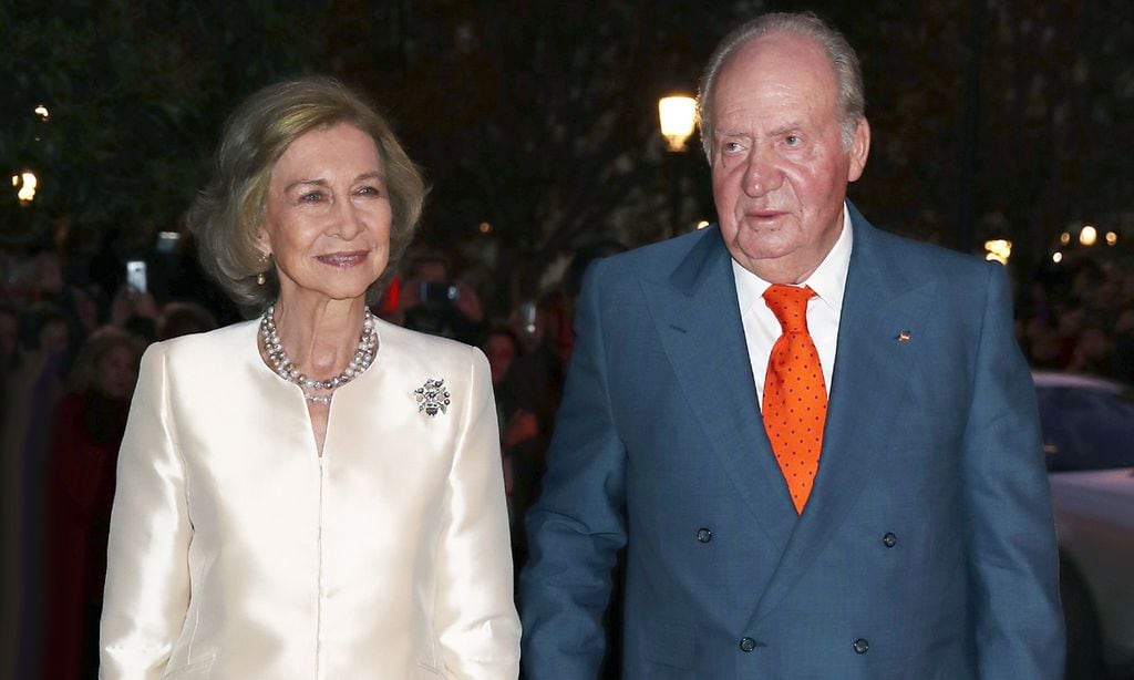 Don Juan Carlos y doña Sofía trasladan sus mejores deseos para estas fechas con la imagen de un nacimiento