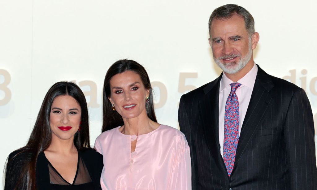 La petición de doña Letizia a Blanca Paloma y otros momentos eurovisivos de los Reyes y sus hijas