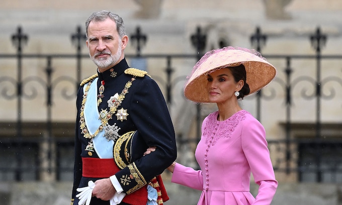 Los Reyes Felipe y Letizia ya están en Westminster para la ceremonia de coronación de Carlos III 