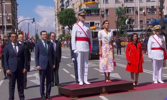 Sigue aquí en directo el desfile de las Fuerzas Armadas con los Reyes de España