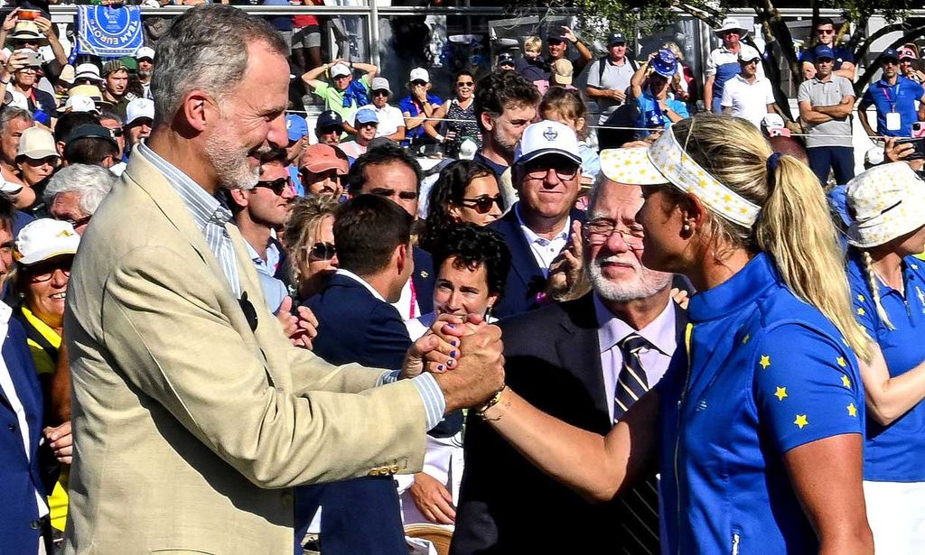 El Rey disfruta en Málaga del mayor torneo mundial de golf femenino, con la presencia de Pau Gasol y su hija Ellie