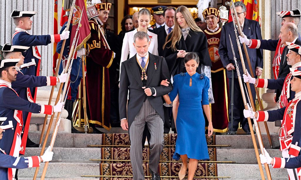 Del 'cumpleaños feliz' al desfile militar: la ceremonia en honor de la princesa de Asturias en un día histórico