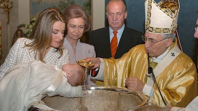 La pila de bautismo de la princesa Leonor cambia de ubicación tras 400 años: la historia de esta reliquia de los Borbones