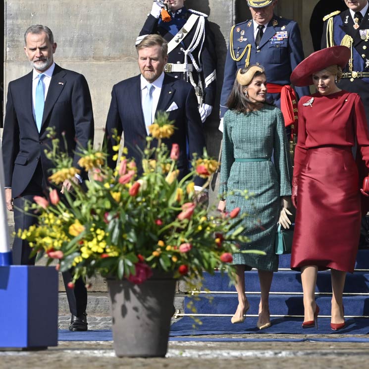 Los reyes Felipe y Letizia, recibidos por Guillermo y Máxima de Países Bajos en Ámsterdam con una bienvenida oficial
