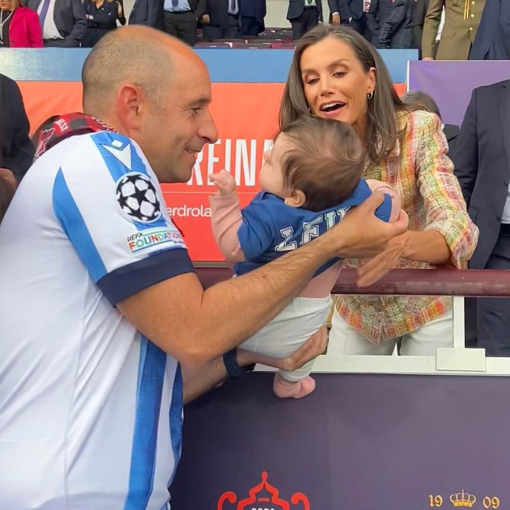 Hablamos con el padre de Leire, la bebé que conquistó a doña Letizia en la final de la Copa de la Reina
