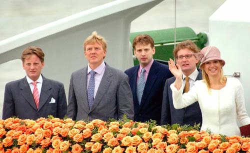 La Familia Real de Holanda se lanza a la calle para celebrar el día de la Reina