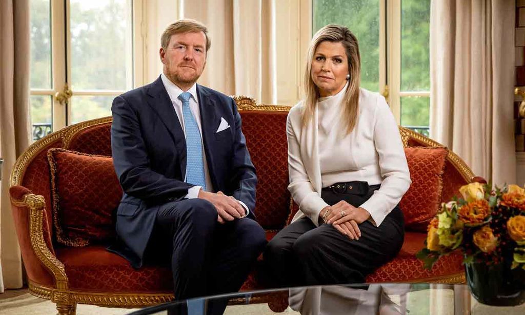Guillermo de Holanda, junto a una afligida Máxima, califica su polémico viaje a Grecia de 'muy imprudente'